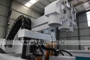 Routeur CNC <span class=keywords><strong>3</strong></span> <span class=keywords><strong>axes</strong></span> Jinan M-shine à livraison rapide 2130 ATC avec table à vide et changeur d'outils automatique - Product Image 4