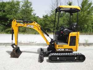 Mini-excavatrice JCB 18Z-1 de 1,8 tonne à rotation zéro, hydraulique diesel, compacte, pour travaux de construction - Product Image 5