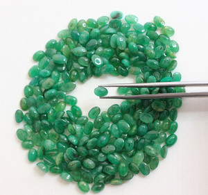 Alta calidad genuina Zambia esmeraldas verdes cabujones ovalados sueltos venta joyería grado esmeraldas verdes esmeraldas naturales - Product Image 1
