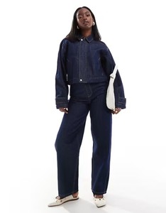 Chaqueta vaquera recortada rasgada de gran tamaño desgastada Vintage para mujer, ropa informal de palangre, dobladillo crudo, moda sostenible a granel al por mayor - Product Image 2