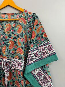 Haute qualité Orange Paisley imprimer Caftan parole longueur Maxi Kimono Robe décontracté numérique fleur bloc imprimé longue plage couverture - Product Image 3