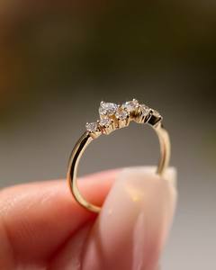 Anillo de racimo de moissanita de corte redondo de 2mm | Marquesa y banda de acento redondo | Joyería fina de Boda nupcial de oro y plata OEM - Product Image 3