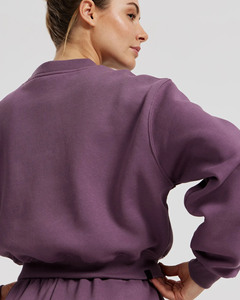 Último diseño Dusk Cropped Crew Neck Sudadera de mujer Hombros caídos Puños acanalados y dobladillo Sudaderas con capucha de mujer Sudaderas con capucha de entrenamiento Mujer - Product Image 3