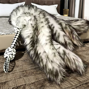 Flogger de colas de piel suave con conveniente mango de cuero trenzado para equipo de bondage BDSM - Product Image 1