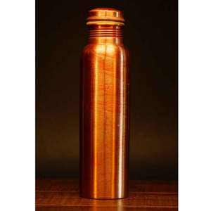 Nuevo diseño de botellas de agua de cobre hechas en la India Botella de agua ancha para niños Hecho EN LA India con botella de agua de cobre de alta calidad - Product Image 5