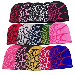 Nouveau Style Jacquard Toile D'araignée Motif Tricot Skully Cap Bonnet Chapeau pour Hommes Femmes Tricot Chapeau Logo Personnalisable Chapeau Froid - Product Image 6