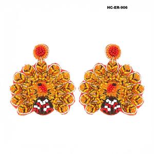 ต่างหูปักลูกปัดดีไซน์หลากสีทำจากลูกปัดแก้ว100เปอร์เซ็นเหมาะสำหรับชุดงานเทศกาล - Product Image 2