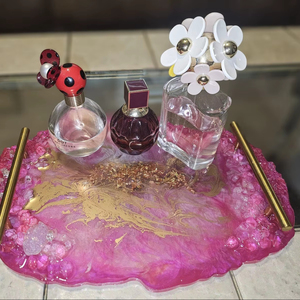 Plateau en résine à prix avantageux avec sous-verres, modèle simple et élégant, ensemble de sous-verres pour un usage quotidien à la table - Product Image 1