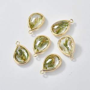 Pendientes de Resina Hechos a Mano para Mujer |   Diseño Tradicional Vintage Ligero |   Joyería de Moda para Uso Diario y de Fiesta - Product Image 2