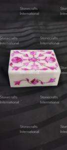 Boîte à bijoux de vadrouille en marbre au design unique avec doublure en velours doux Organisez vos bijoux de maison ou de voyage avec style - Product Image 6