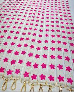 Bolso de mano de algodón acrílico de tamaño personalizado inspirado en la guitarra de moda, correa de cadena desmontable, correas de teléfono móvil inspiradas en el día del juego - Product Image 1