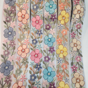 Vente en gros d'usine de dentelle brodée en maille pour mariage Garniture en dentelle organza avec motifs floraux - Product Image 1