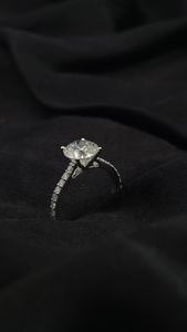 Bagues de fiançailles et de mariage en or 14 carats à la mode 1CT Round Solitaire avec certificat IGI Lab-Grown Diamond - Product Image 5