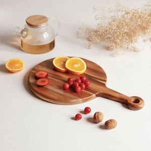 Planche à fromage et vin ronde en bois de teck est fabriqué à partir de bois de teck et présente une forme ronde avec une poignée Planche à découper Service en teck - Product Image 2