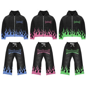 Conjunto Deportivo de Pantalones Deportivos Acampanados y Sudadera con Capucha, Estampado en Serigrafía, Conjunto Deportivo con Pantalones Jogger Acampanados y Sudadera con Capucha para Hombre - Product Image 3