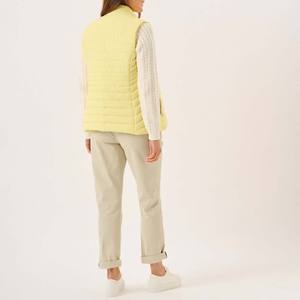 Chaleco Acolchado Sin Mangas de Invierno para Mujer, con Logotipo Personalizado de Alta Calidad, Ajuste Entallado, Cuello Alto, Resistente al Viento y Transpirable - Product Image 3