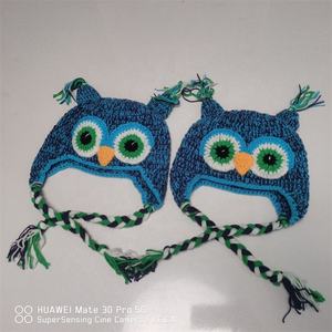 Bonnet en crochet fait main en coton 100% motif hibou bleu, idéal pour enfants et adultes, Noël, Halloween - Vente en gros - Product Image 5