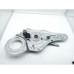 Support avant droit KIA Sportage Série (04>10) 824813U000 - Product Image 1