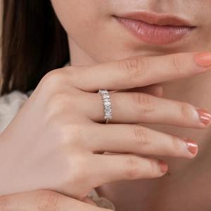 Anillo de Eternidad con Diamantes Cultivados en Laboratorio, Corte Marquise y Baguette, VVS F, Media Eternidad, Diamantes Certificados, Anillo Apilable, Anillo de Compromiso - Product Image 1