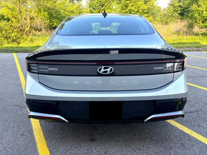 Hyundai Sonata SEL FWD 2024, Sedán Eléctrico Turbo, Llantas R18, Asientos de Cuero, Cámara Trasera, Caja de Cambios Manual/Automática, Origen EE. UU., 600+ - Product Image 4