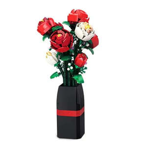 Jarrón Artesanal en Color Rojo Rosa para el Día de San Valentín - Product Image 1
