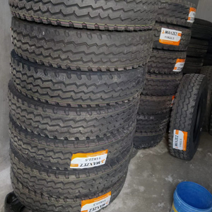 ยางรถยนต์มือสอง/รถบรรทุก/รถตู้/รถแทรกเตอร์ยางรถมือสองทุกขนาด - Product Image 3