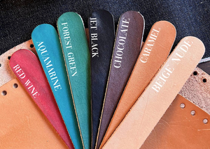 Patchs en cuir personnalisés en relief |   Fabricant d'étiquettes de marque de vêtements - Product Image 5