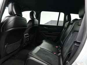 Grand Cherokee Altitude X AWD 2025 USADO, Automático, Cuero Oscuro, Volante a la Izquierda, Llantas de Aleación de Aluminio R17, ACC, en Buenas Condiciones, Listo para Conducir - Product Image 4