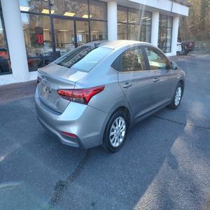 Hyundai Accent SEL 2022, propre et abordable - Product Image 2