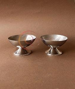 Tazón de Acero Inoxidable Hecho a Mano Personalizado para Comidas de Iftar, Presenta Dátiles, Frutos Secos y Dulces Diariamente - Product Image 1