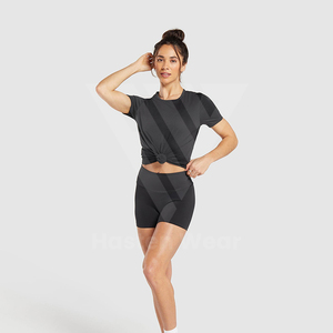 T-shirts de sport pour femmes à faible MOQ, prix de gros, personnalisez votre propre logo, t-shirts de sport pour femmes grandes tailles - Product Image 6