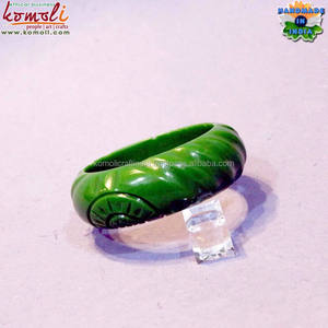 Pulsera tallada en resina verde Vintage para niños con diseño de coral y banda de cuerda, ideal para bodas, fiestas y regalos - Product Image 2