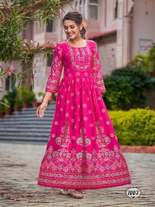 Nouveauté Pantalon Kurti rayonne en tissu de haute qualité, styliste, fantaisie, élégant, avec Dupatta et travail imprimé, exportateur indien - Product Image 4