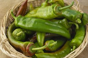Épices simples nature poivre vert de Sichuan au goût chaud herbe piment cru séché à bas prix de gros - Product Image 6