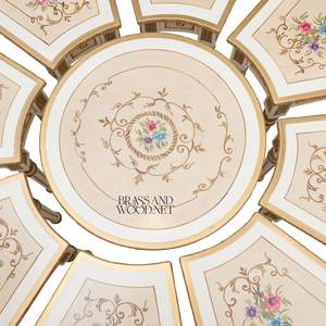 Juego de Mesa de Centro de Lujo de 9 Piezas con Arte Floral Pintado a Mano y Acabado en Laca Crema Dorada para Salas de Estar Elegantes - Product Image 4