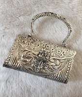 Dompet antik genggam perak kuningan antik India Dompet Clutch logam buatan tangan etnik untuk wanita
