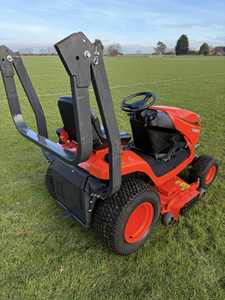 2020 Kubota GR2120 Cortacésped con cubierta de mantillo - Product Image 2