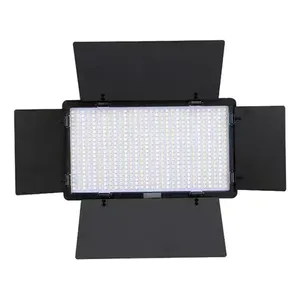 Luce LED Professionale per Video e Fotografia, Doppia Batteria 12V, Grado di Protezione IP65, Cromata, Nera, RGB, 600 LED, 6000K Luce Diurna - Product Image 1
