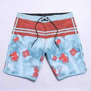 กางเกงขาสั้นผ้าคอตตอนแบบถักสำหรับออกกำลังกายของผู้ชายกางเกงขาสั้นแนวสตรีทผ้าคอตตอนสำหรับ100% มีสีแตกต่างสไตล์ลำลองโลโก้ตามสั่ง - Product Image 3