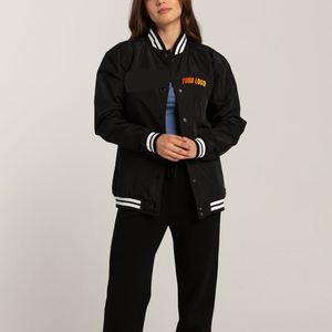 Confortable femmes varsity veste en gros personnalisé letterman bombardier polaire manches élégant mélange de laine décontracté collège outerweaR - Product Image 5