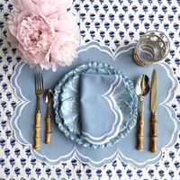 Napperon élégant en lin de luxe avec broderie, réutilisable pour la salle à manger moderne et les événements de mariage