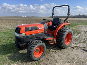 Tractor KUBOTA L3430D 2007 de Alta Potencia, 4x4, Maquinaria Agrícola, Motor Diésel Eficiente, Uso Pesado, a Precio de Mayoreo - Product Image 3