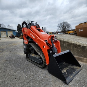 Minicargadora compacta Kubota SCL1000 a la venta, equipo fiable y asequible, perfecto para excavación y construcción agrícola - Product Image 4