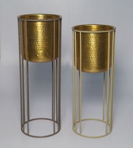 Different Quality Manually Manufacture <b>Metal</b> Galvanized Iron Planter Galvanized Planter for Home and Garden Use - Product Image 5