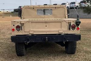 USADO LHD/RHD 2012 AM G E N E R A L M1097R1 - Product Image 3