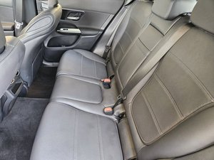 Pre-owned Clean 2024 Mercede-s-Ben-z glc 300 4matic - Product Image 5