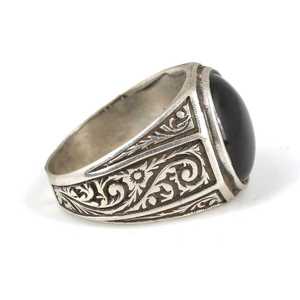 Anillo Elegante para Hombre de Plata de Ley 925 con Piedra de Ónix, Bisel de Acero Inoxidable Chapado en Oro de 18K y Engaste Invisible, Ideal para Regalo - Product Image 4