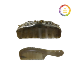 El mejor precio para el peine de cuerno de búfalo Peine de mano de alta calidad Peine de mano natural - Product Image 1