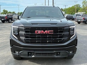 Camioneta Usada GM-C Sierra 1500 Elevation 2024, Doble Cabina, Tracción en las Cuatro Ruedas, Turbo, Automática, Llantas de Aleación R18, Asientos de Cuero - Product Image 1