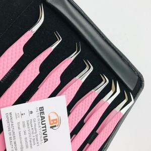 Petite pince à épiler d'extension de cils quantité minimale de commande en gros pince à épiler d'extension de cils à revêtement en poudre rose avec logo gravé personnalisé - Product Image 2